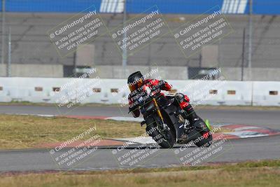 media/Nov-26-2022-Fastrack Riders (Sat) [[b001e85eef]]/Level 2/Session 3 Outside Turn 9/